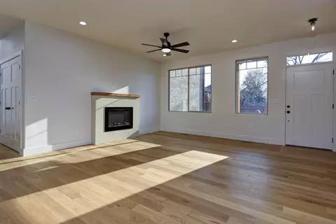 4859 S Buckingham Ln, Springfield, MO 65810 photo 9