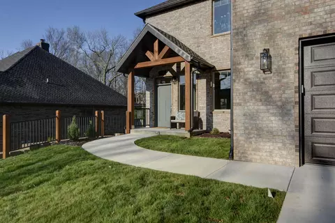 4859 S Buckingham Ln, Springfield, MO 65810 photo 3