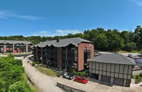 Exterior - 150 Sunken Forest Dr #207, Forsyth, MO 65653 photo 3 of 14
