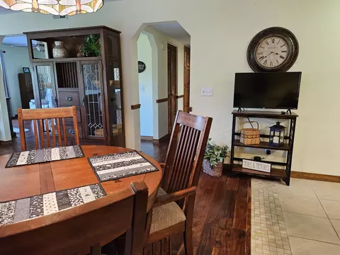 Dining - 150 Sunken Forest Dr #207, Forsyth, MO 65653 photo 1 of 3