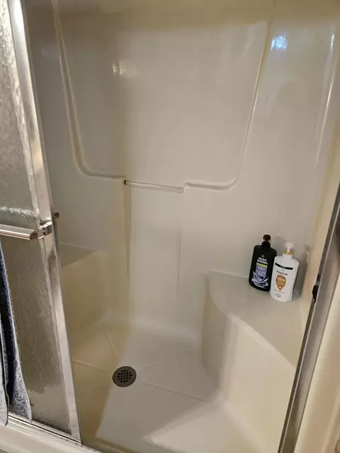Bath - 150 Sunken Forest Dr #207, Forsyth, MO 65653 photo 10 of 11
