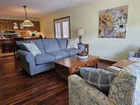 Living - 150 Sunken Forest Dr #207, Forsyth, MO 65653 photo 1 of 6