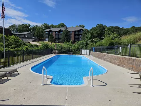 Exterior - 150 Sunken Forest Dr #207, Forsyth, MO 65653 photo 10 of 14