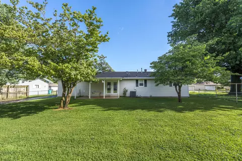 4028 W Young St, Springfield, MO 65803 photo 23