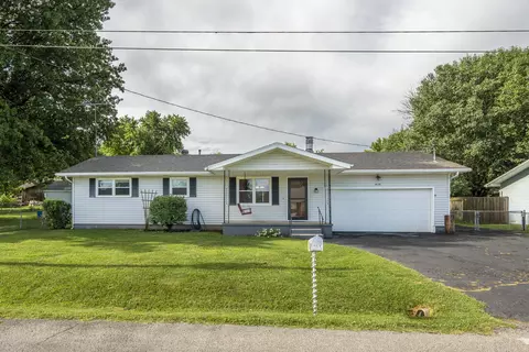 4028 W Young St, Springfield, MO 65803
