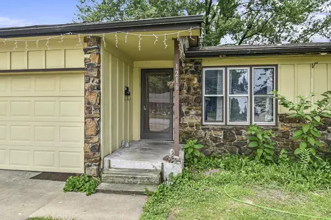 1216 W Edgewood St, Springfield, MO 65807 photo 7