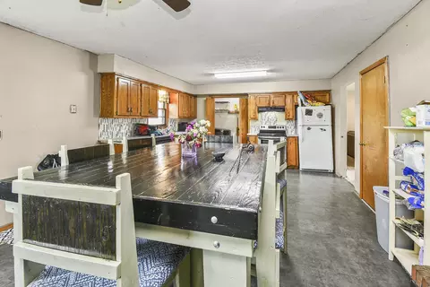 1216 W Edgewood St, Springfield, MO 65807 photo 19