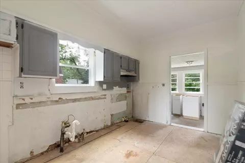 1007 N Fremont Ave, Springfield, MO 65802 photo 9