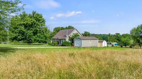 105 Meadowood Ln, Ozark, MO 65721 photo 2