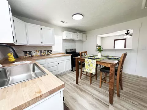 2115 N Weller Ave, Springfield, MO 65803 photo 11