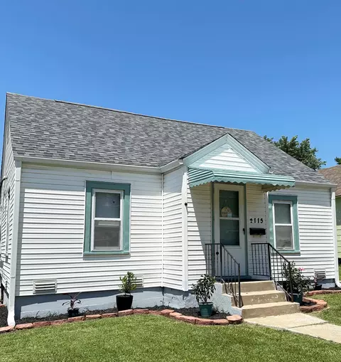 2115 N Weller Ave, Springfield, MO 65803 photo 1
