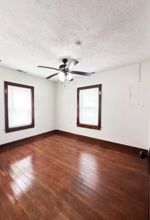 2115 N Weller Ave, Springfield, MO 65803 photo 19