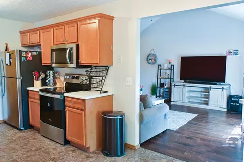 612 S Lipscomb Dr, Republic, MO 65738 photo 6