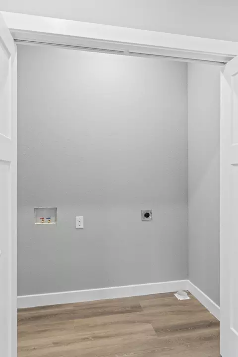 3219 W Madison St, Springfield, MO 65802 photo 16