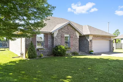 1108 E Torrey Pines Dr, Ozark, MO 65721 photo 3