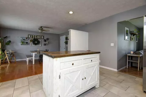 1430 S Catalina Ave, Springfield, MO 65804 photo 6