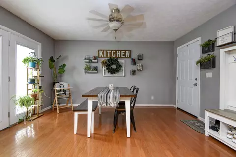 1430 S Catalina Ave, Springfield, MO 65804 photo 8