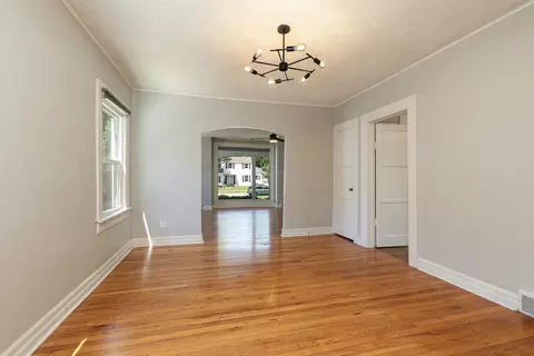 860 S Rogers Ave, Springfield, MO 65804 photo 7