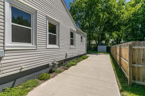 860 S Rogers Ave, Springfield, MO 65804 photo 21