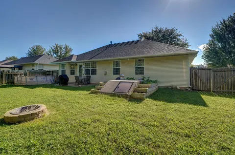 314 N Cherokee Trl, Clever, MO 65631 photo 29