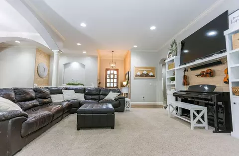 1091 W Shadowlawn St, Springfield, MO 65810 photo 11