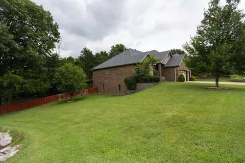 1091 W Shadowlawn St, Springfield, MO 65810 photo 89