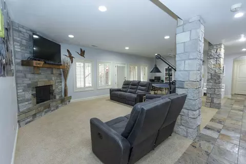 1091 W Shadowlawn St, Springfield, MO 65810 photo 63