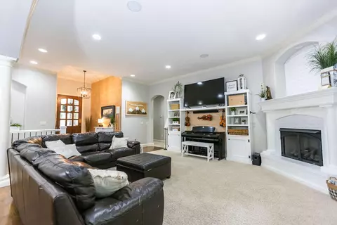 1091 W Shadowlawn St, Springfield, MO 65810 photo 10