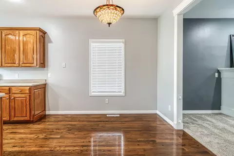 712 E Saint Charles St, Ozark, MO 65721 photo 15