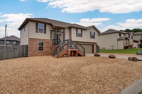 1307 W Robin St, Ozark, MO 65721 photo 3