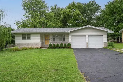 557 S Belcrest Ave, Springfield, MO 65802