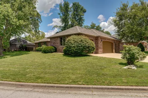 723 E Meramec Ln, Nixa, MO 65714 photo 3