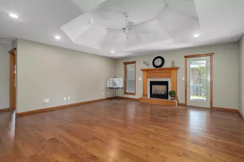 723 E Meramec Ln, Nixa, MO 65714 photo 7