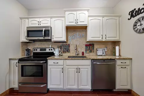 807 E Cork Ct, Nixa, MO 65714 photo 57