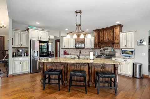 807 E Cork Ct, Nixa, MO 65714 photo 15