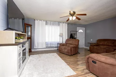 308 S 8th St, Ozark, MO 65721 photo 4