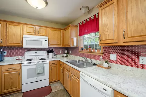 978 S Hedge Dr, Nixa, MO 65714 photo 8