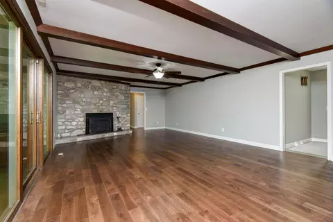 4875 E Cimarron Ln, Springfield, MO 65803 photo 9