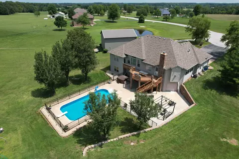 475 Clearspring Rd, Sparta, MO 65753 photo 2