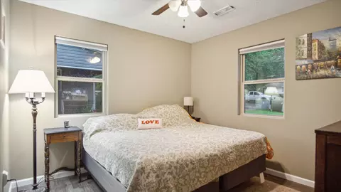 218 S Oak Ave, Aurora, MO 65605 photo 17