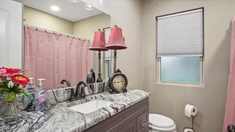 218 S Oak Ave, Aurora, MO 65605 photo 16