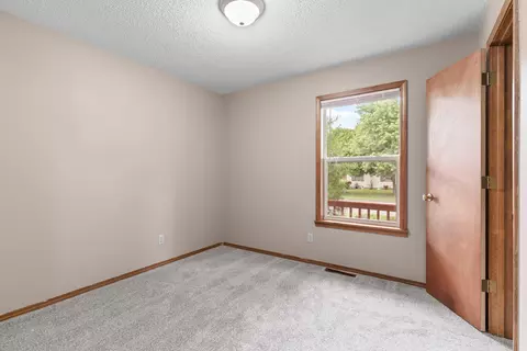 704 E Scott Wayne Dr, Nixa, MO 65714 photo 9