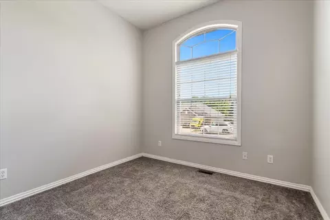 1063 E Daisy Falls Dr, Nixa, MO 65714 photo 23