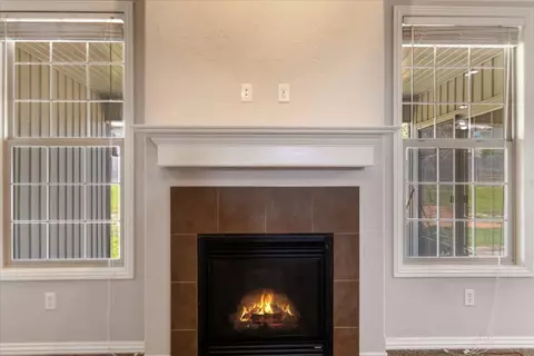 1063 E Daisy Falls Dr, Nixa, MO 65714 photo 7