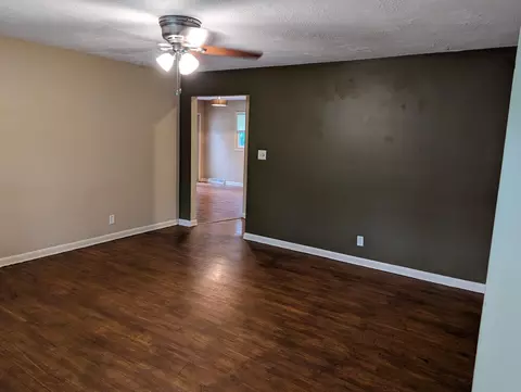 1938 S Newton Ave, Springfield, MO 65807 photo 4