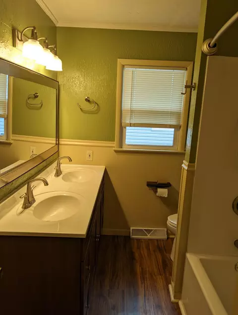 1938 S Newton Ave, Springfield, MO 65807 photo 10