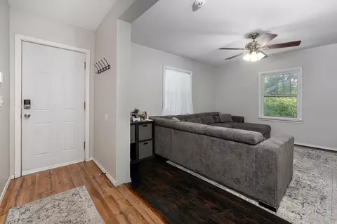 828 N Marion Ave, Springfield, MO 65802 photo 9