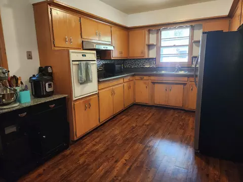 2238 S Maryland Ave, Springfield, MO 65807 photo 4