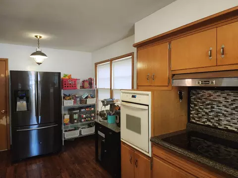 2238 S Maryland Ave, Springfield, MO 65807 photo 8
