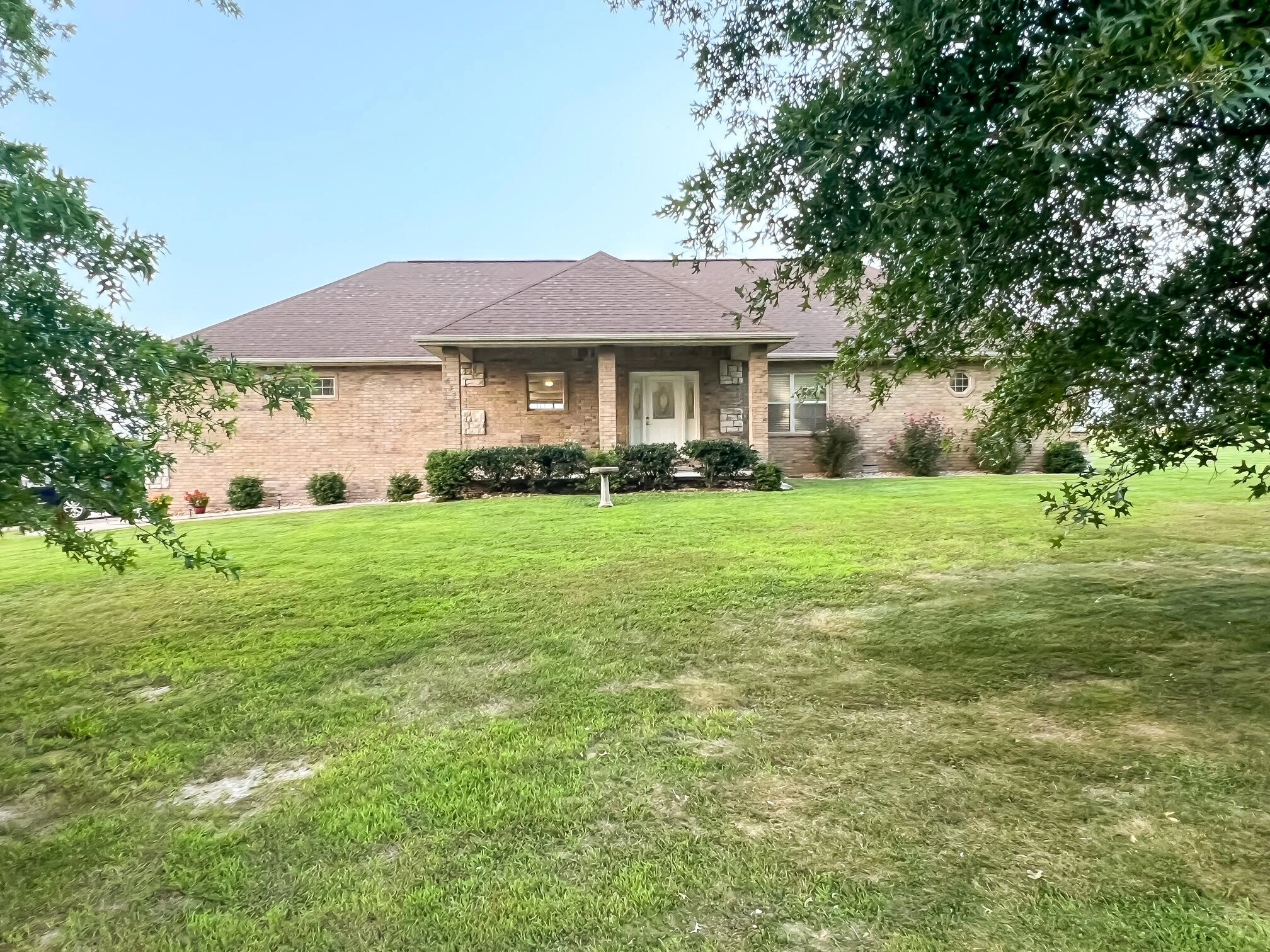 632 Country Mdws Rd  